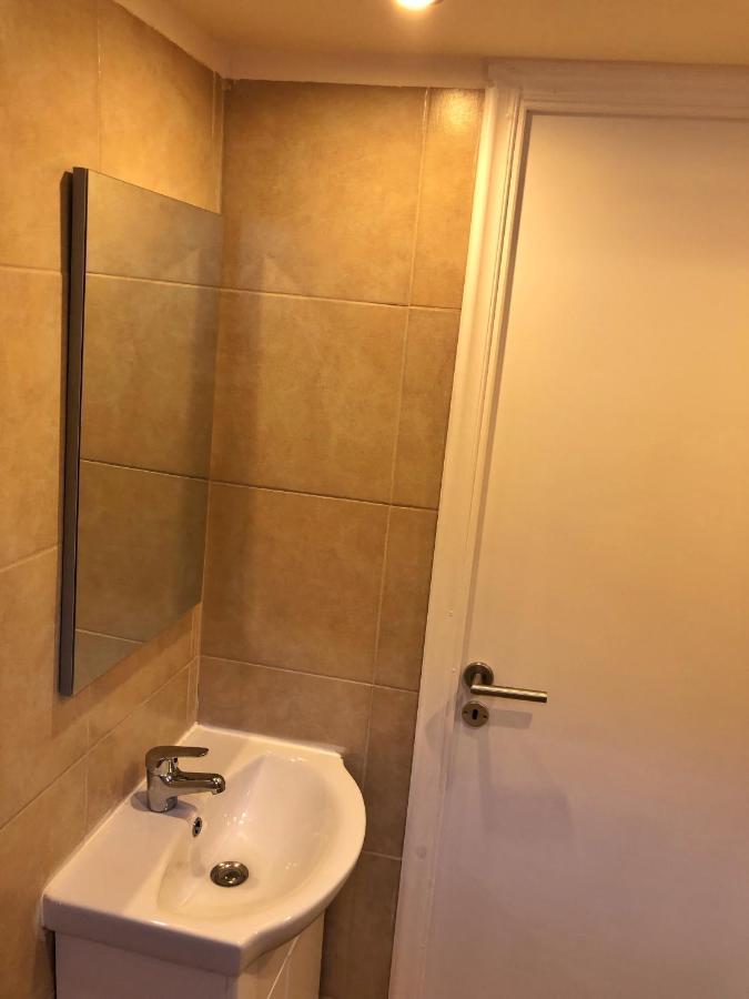 Argo Apartment 15Min From The Airport, 1Min From The Beach Artemis City Center Exteriér fotografie